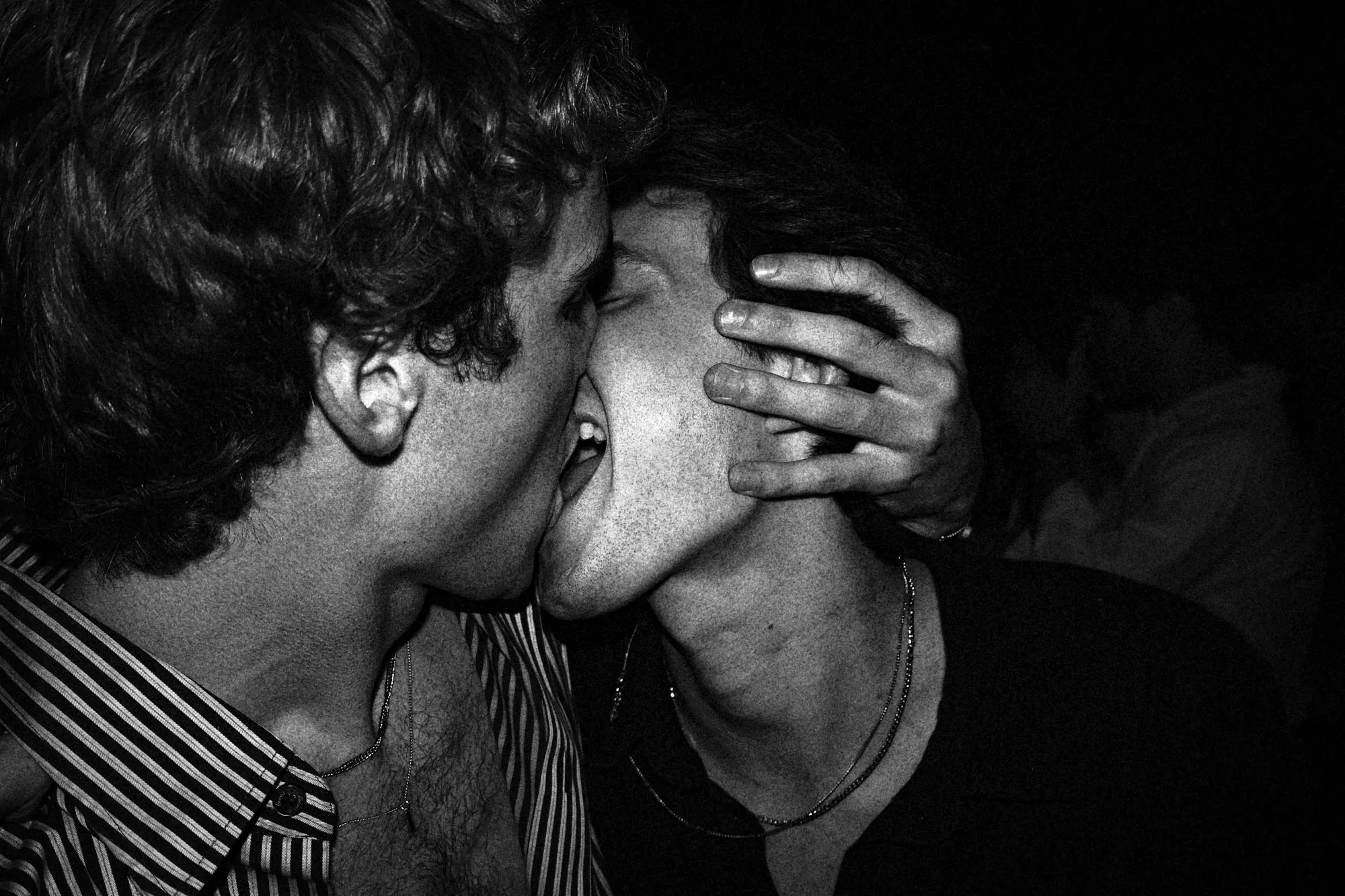 Kiss