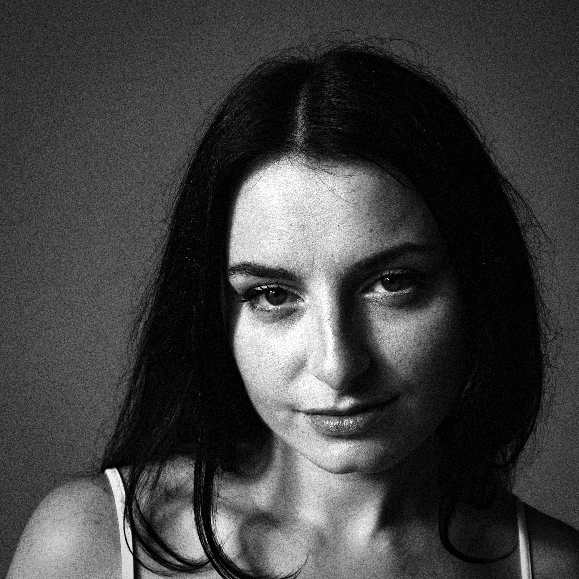 Magdalene - Photo 2